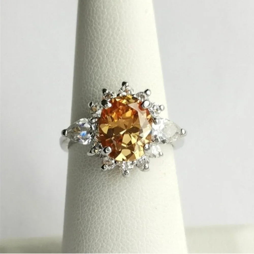 Oval cut Imperial Topaz Cz Halo ring size 7 🆕